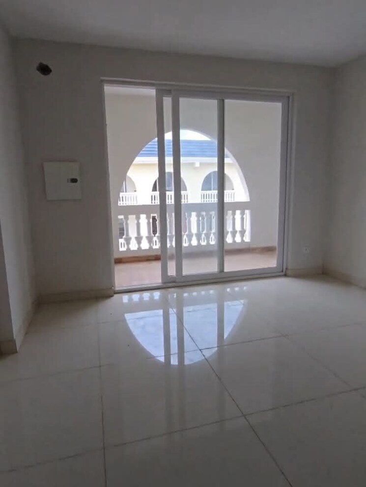 Room, sector 127 3 Bedroom 2018 Sq.Ft. Apartment In Sector 127 Mohali 9113151