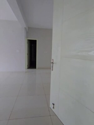 Room in 3 BHK Apartment at Sector 127 – for Sale