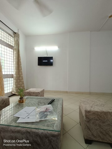 Living Room in 1 BHK Apartment at Maple Heights, Sector 43 – for Rent