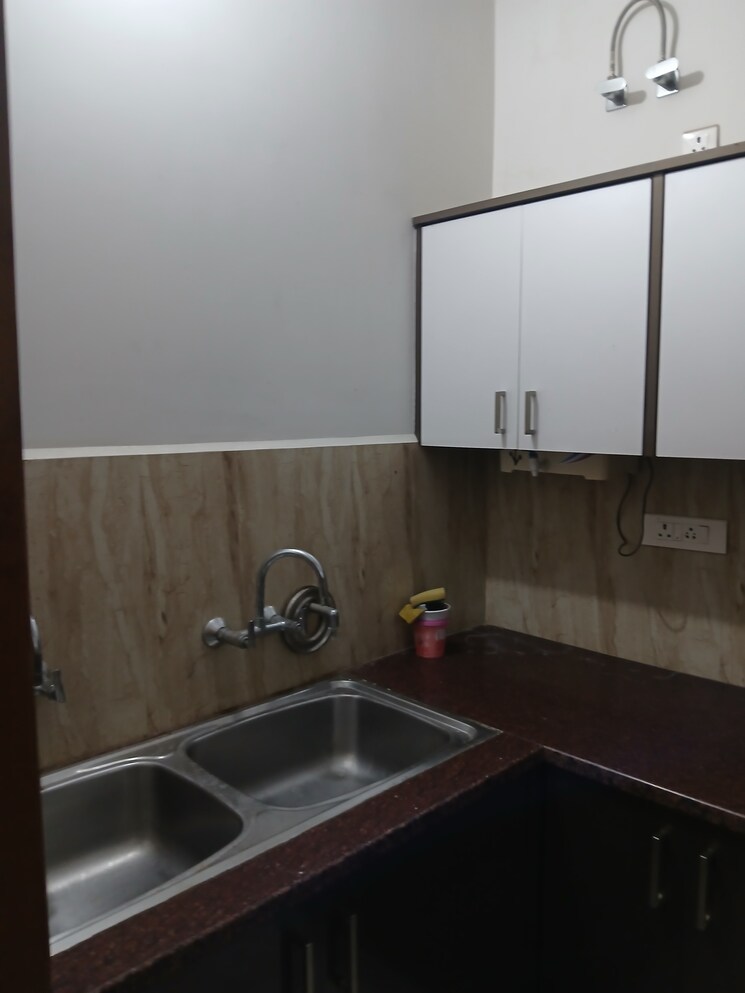 Other, pla 1 RK 250 Sq.Ft. Builder Floor In Pla Hisar 9113181