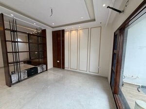 Room in 5 BHK Independent House at Sector 125 – for Sale