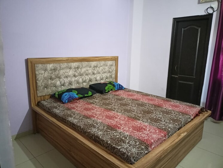 Bedroom, kishanpura 2 Bedroom 100 Sq.Yd. Apartment In Kishanpura Zirakpur 9113217