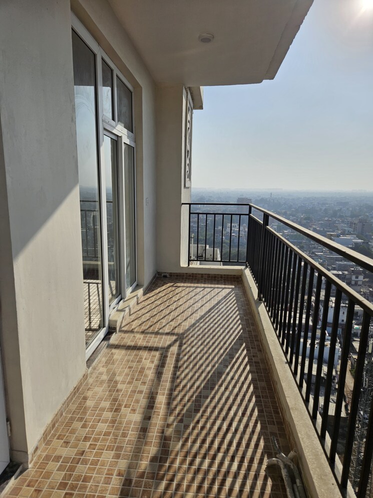 Balcony, gomti nagar 3 Bedroom 2260 Sq.Ft. Apartment In Gomti Nagar Lucknow 9113228