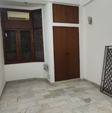 Room in 3 BHK Builder Floor at Boutique Residential Apartments C-220, Sarvodaya Enclave – for Rent