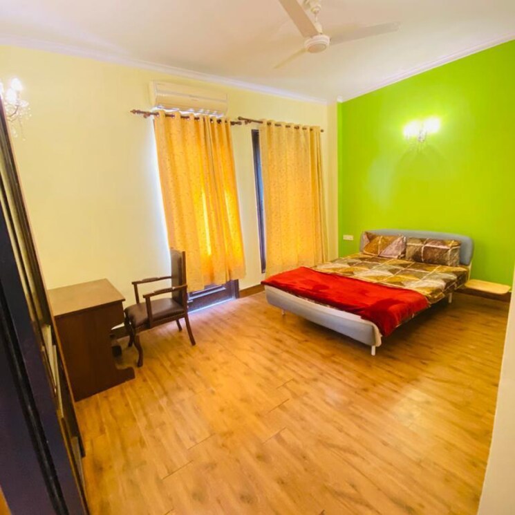 Bedroom, rwa-kalkaji-dda-flats-block-16-to-19 2 Bedroom 1700 Sq.Ft. Builder Floor In Govindpuri Delhi 9113269