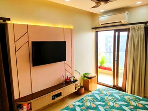 Bedroom in 5 BHK Penthouse at Azeagaia Botanica, Vrindavan Yojna – for Sale