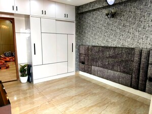 Room in 5 BHK Penthouse at Azeagaia Botanica, Vrindavan Yojna – for Sale