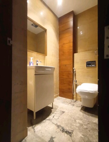 Bathroom in 4 BHK Builder Floor at RWA Apartments Sector 39, Sector 39 – for Rent