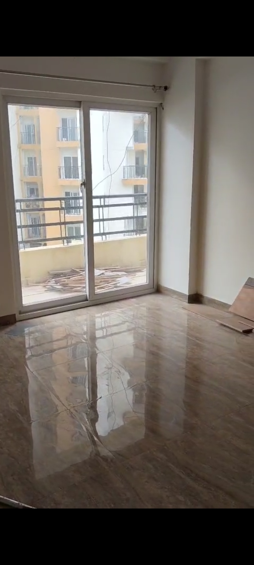 3 BHK + Pooja Room Apartment For Rent in Amrapali Centurian Park