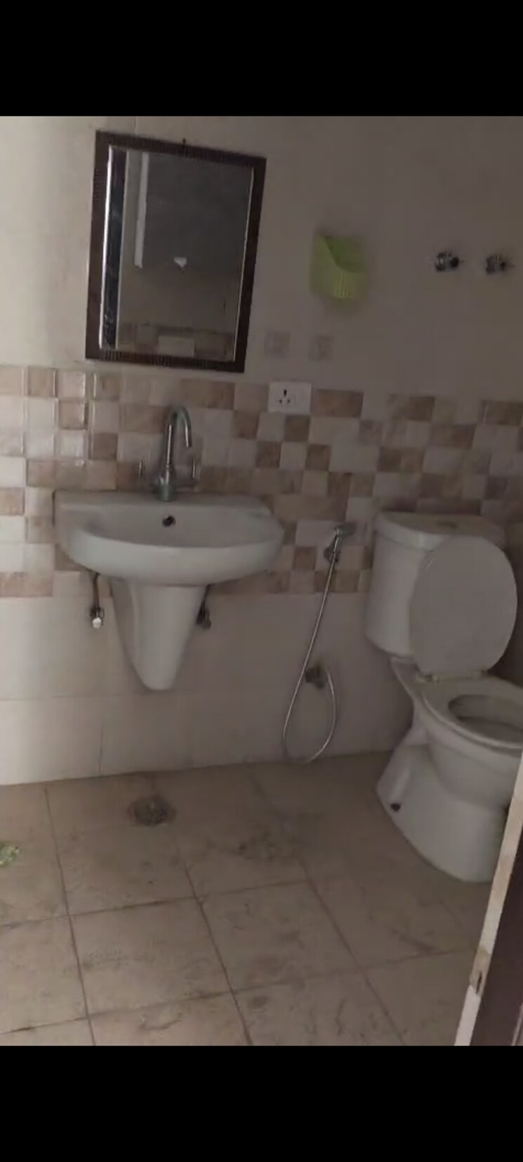 Bathroom, amrapali-centurian-park 3 Bedroom 1535 Sq.Ft. Apartment In Tech Zone 4 Greater Noida Greater Noida 9113289