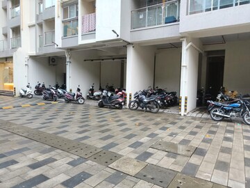 Parking in 1 BHK Apartment at Mahavir Square, Manpada – for Rent