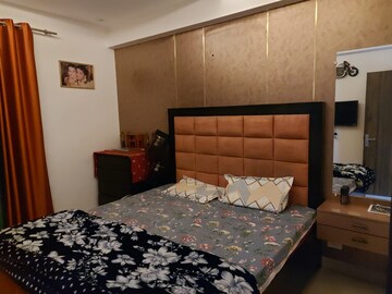 Bedroom in 4 BHK Apartment at H R Buildcon Elite Homz, Sector 77 – for Rent