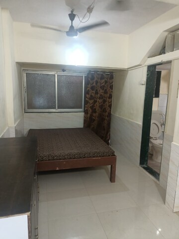 1 RK Apartment For Rent in Silver Castle Andheri East, Andheri East