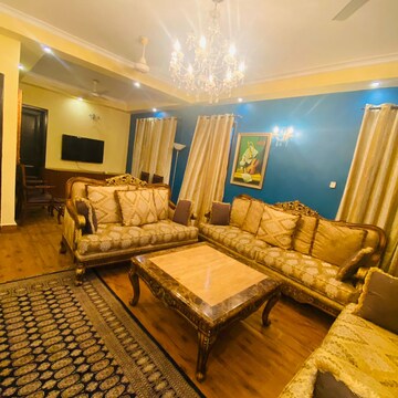 Living Room in 2 BHK Builder Floor at Emaar MGF Metropolis, Maruti Vihar – for Rent