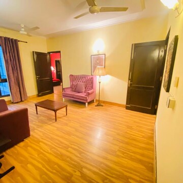 Bedroom in 2 BHK Builder Floor at DLF Signature Residences, Sector 27 – for Rent