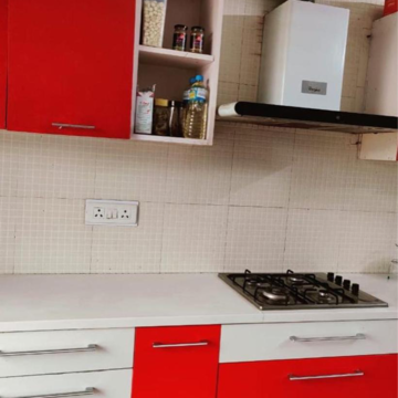 Kitchen in 2 BHK Builder Floor at DLF Royale Residences, Dlf Phase iv – for Rent