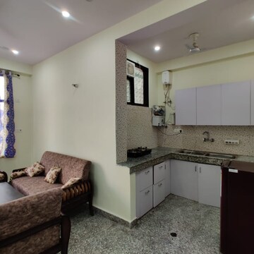 Kitchen in 2 BHK Builder Floor at DLF The Royalton Tower, Golf Course Road – for Rent