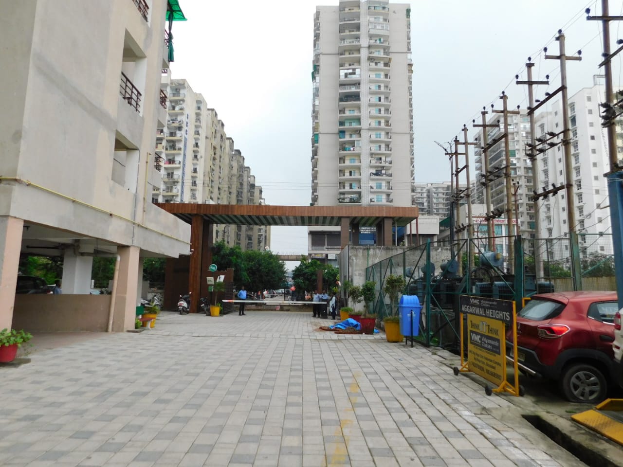 2 BHK 1025 Sq.Ft. Apartment in Bankey Bihari Aggarwal Heights