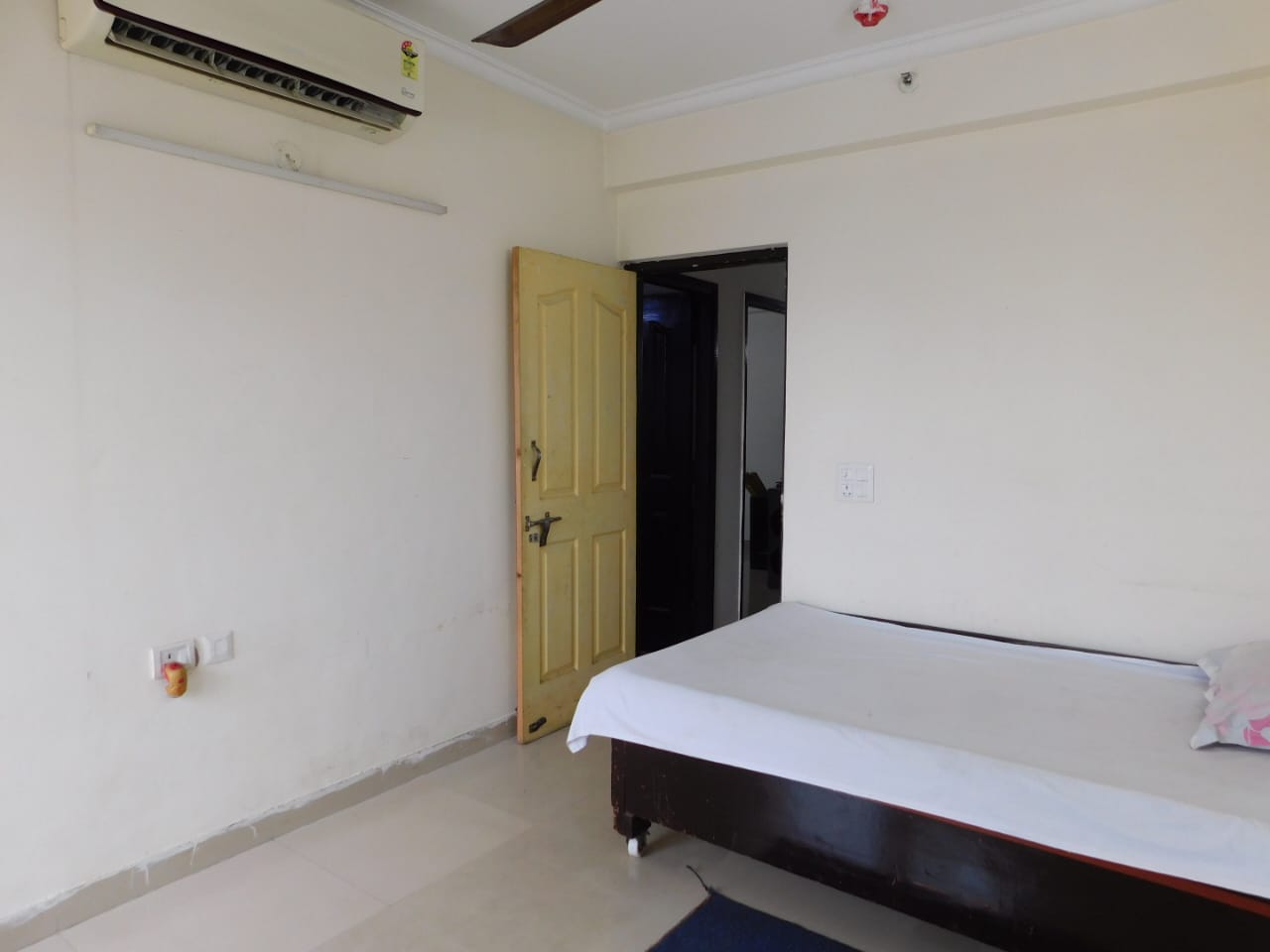 2 BHK Apartment For Sale in Shree Energy Classic Residency