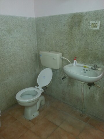 Bathroom in 2 BHK Independent House at Ganga Nagar – for Rent