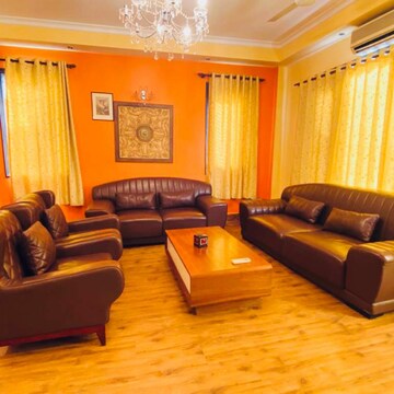 2 BHK Builder Floor For Rent in DLF Royale Residences, Dlf Phase iv