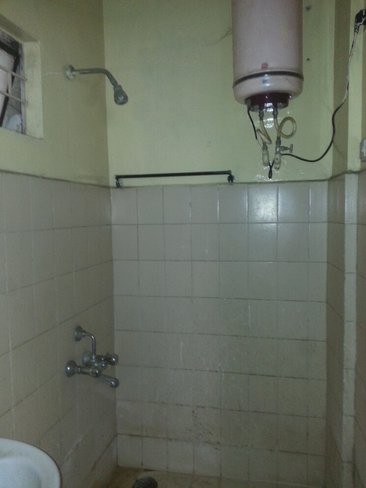 Bathroom, rt nagar 2 Bedroom 750 Sq.Ft. Independent House In Rt Nagar Bangalore 9113425
