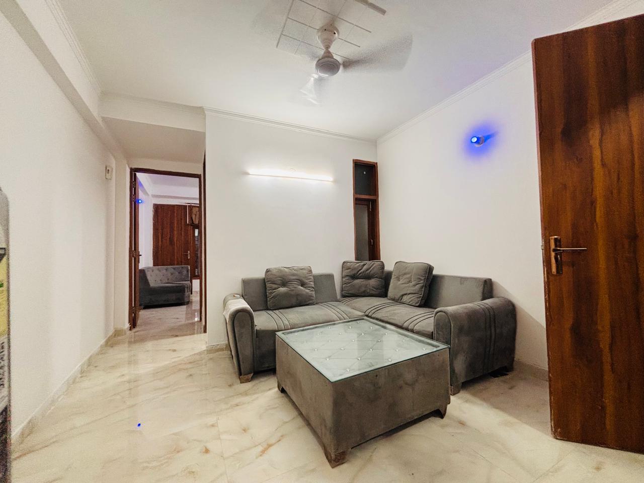 1 BHK Builder Floor For Rent in Freedom Fighter Enclave 