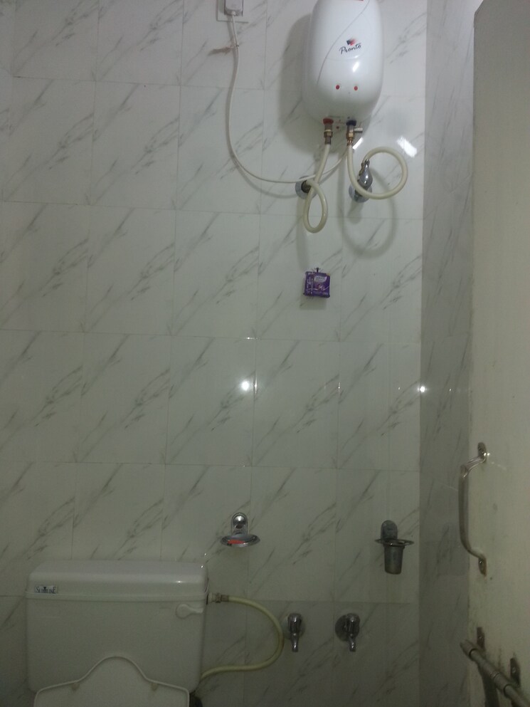 Bathroom, rt nagar 2 Bedroom 740 Sq.Ft. Independent House In Rt Nagar Bangalore 9113445