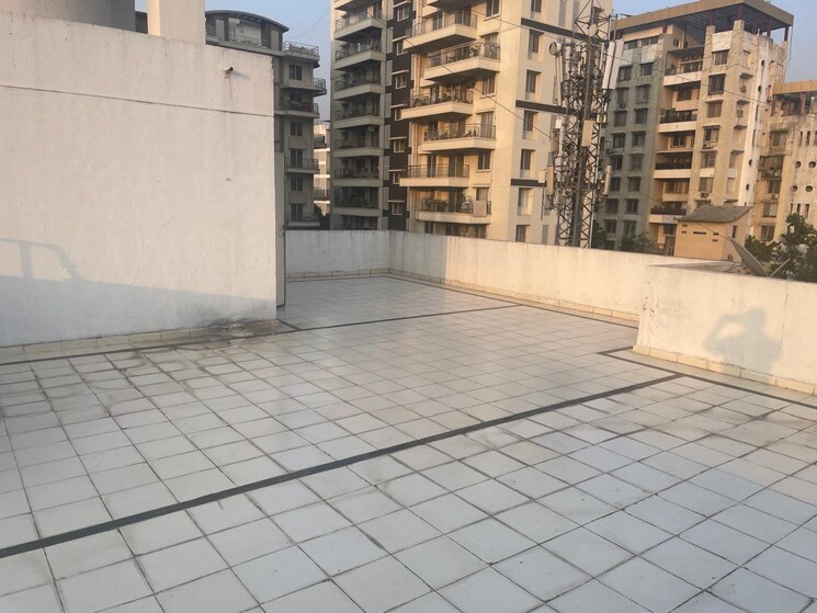 Terrace, brahma-baug 3 Bedroom 2600 Sq.Ft. Villa In Sopan Baug Pune 9113456