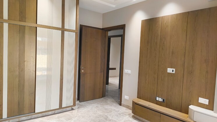 Room, janakpuri 4 Bedroom 2025 Sq.Ft. Builder Floor In Janakpuri Delhi 9113462