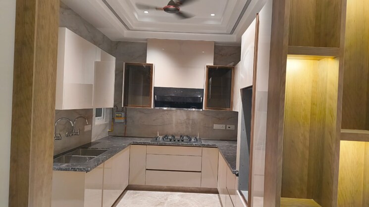 Kitchen, janakpuri 4 Bedroom 2025 Sq.Ft. Builder Floor In Janakpuri Delhi 9113462