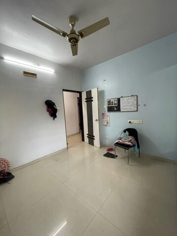 Bedroom in 3 BHK Apartment at Accolade Co Op Hsg Soc, Eastern Express Highway – for Rent