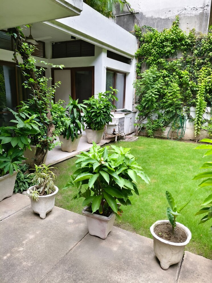 Exterior View, boutique-residential-apartments-a-3-2 3 Bedroom 1600 Sq.Ft. Builder Floor In Vasant Vihar Delhi 9113473