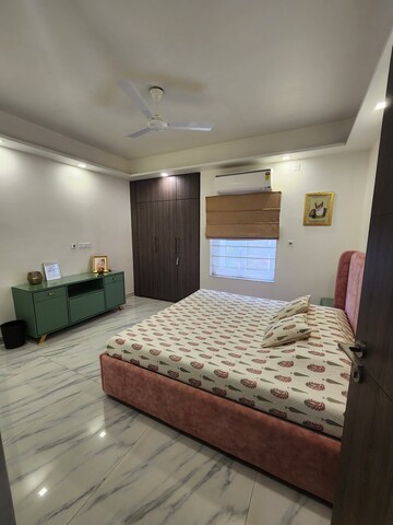 Bedroom in 4 BHK Villa at Park Circus – for Rent