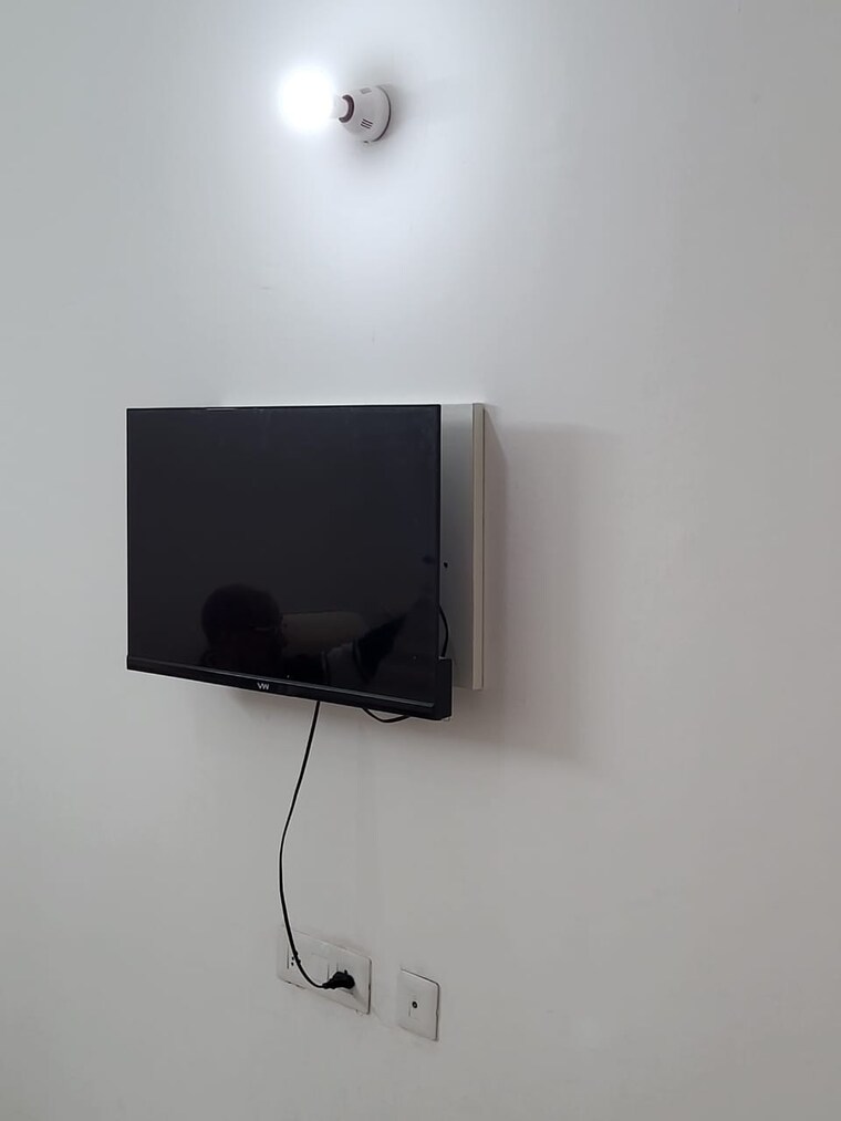 undefined, sushma-valencia 2 Bedroom 1300 Sq.Ft. Apartment In International Airport Road Zirakpur 9113482