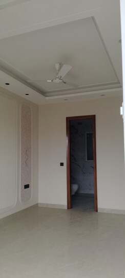 4 BHK + Pooja Room,Servant Room Builder Floor For Sale in Ansal API Versalia