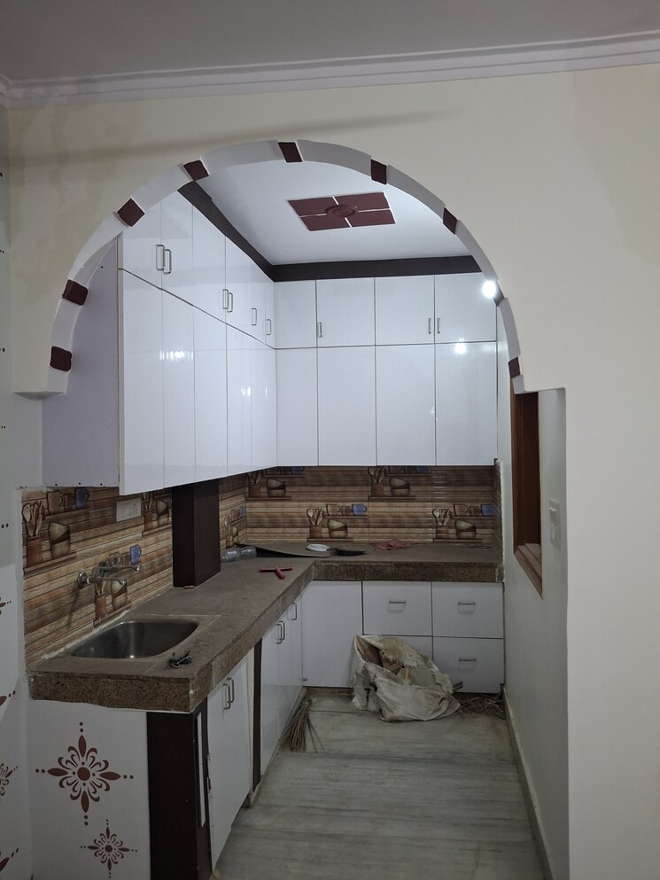 Kitchen, uttam nagar 2 Bedroom 600 Sq.Ft. Builder Floor In Uttam Nagar Delhi 9113514
