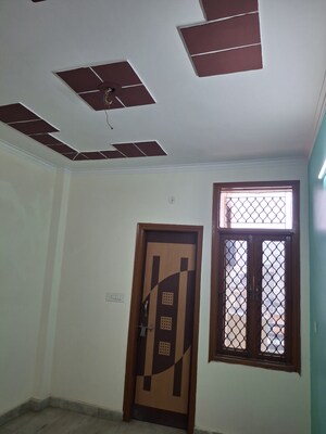 Furnished Amenities in 2 BHK Builder Floor at Uttam Nagar – for Sale