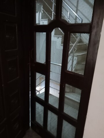  2 BHK Builder Floor at Sector 13 – for Rent