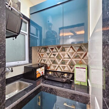 Kitchen in 2 BHK Builder Floor at DLF Regency Park I, Dlf Phase iv – for Rent
