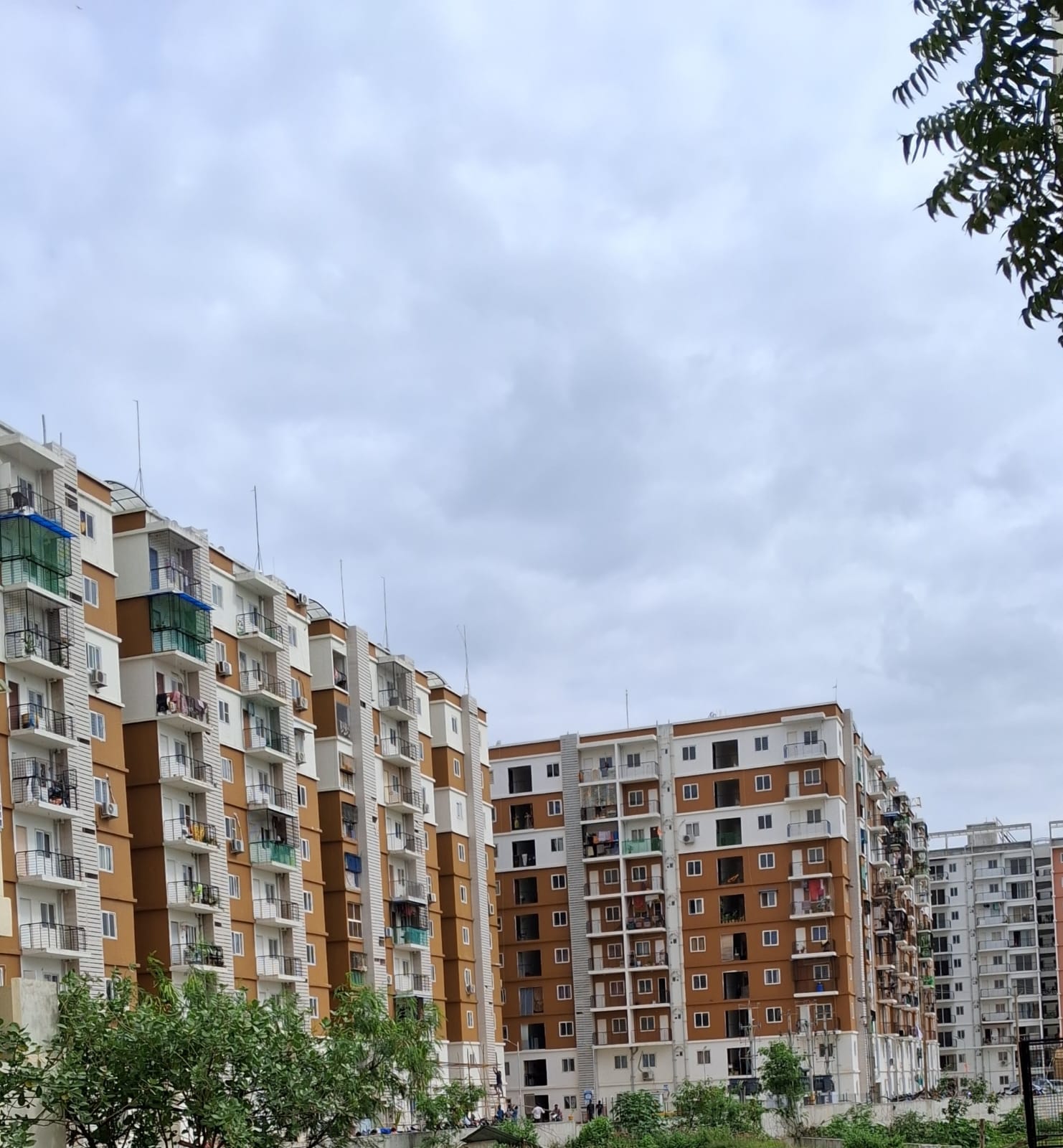 2 BHK Apartment For Sale in Janapriya Lake Front