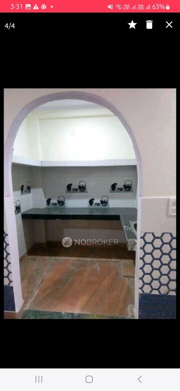 Furnished Amenities in 2 BHK Builder Floor at New Ashok Nagar – for Rent