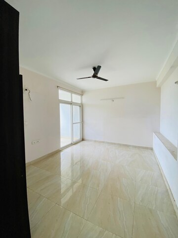 Room in 3 BHK Apartment at Chandra Panorama, Sushant Golf City – for Sale