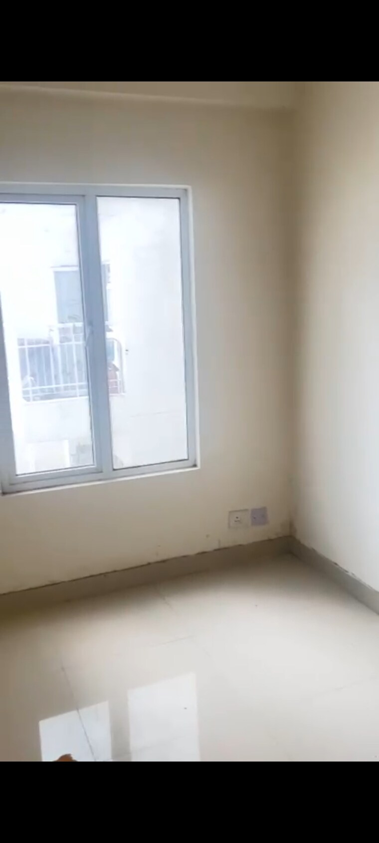 Room, vvip-homes 2.5 Bedroom 1230 Sq.Ft. Apartment In Gaur City 2 Greater Noida 9113629