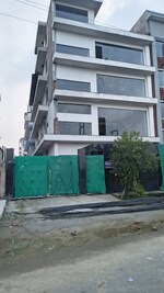 19500 Sq.Ft. Warehouse in Sector 11