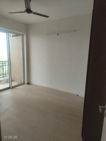 Room in 4 BHK Apartment at DLF New Town Heights III, Sector 91 – for Rent