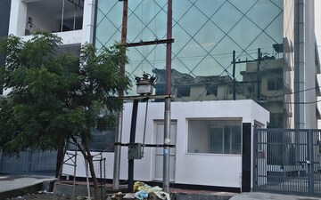 Warehouse For Rent in Sector 10