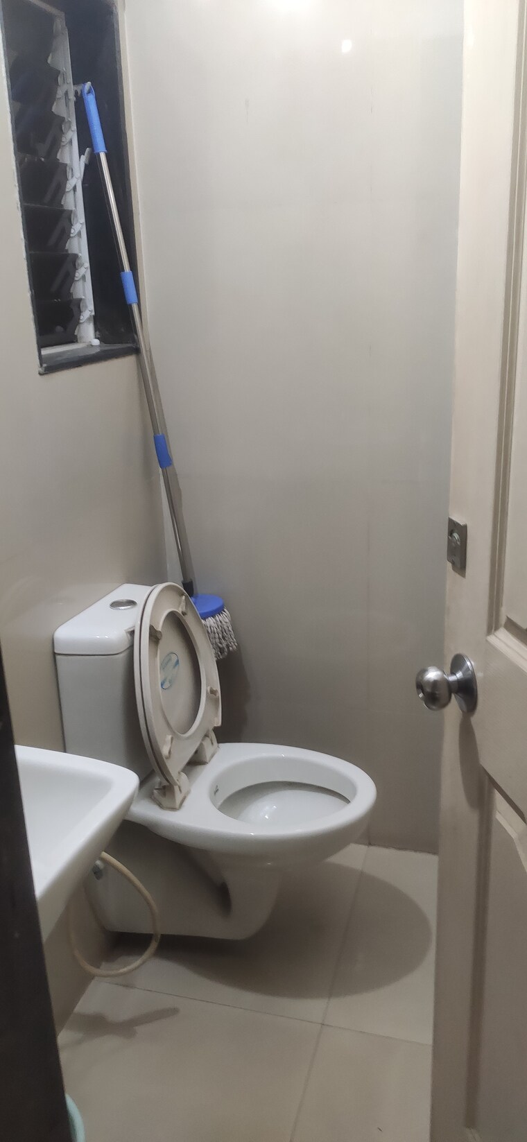 undefined, mahaavir-icon Commercial Office Space 600 Sq.Ft. In Cbd Belapur Sector 15 Navi Mumbai 9113635