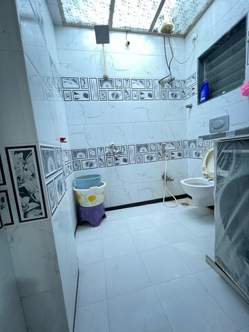 Team Area in 1 BHK Apartment at Sapphire Lakeside, Powai – for Rent