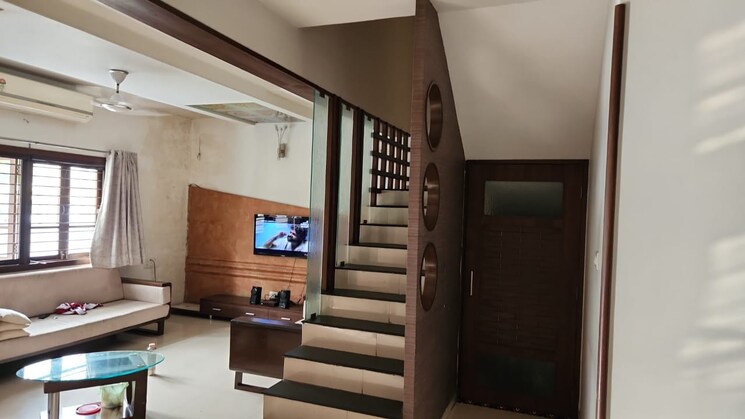 Living Room, science city 3 Bedroom 245 Sq.Yd. Penthouse In Science City Ahmedabad 9113692
